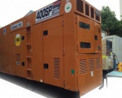 Máy phát điện Komatsu 700kva